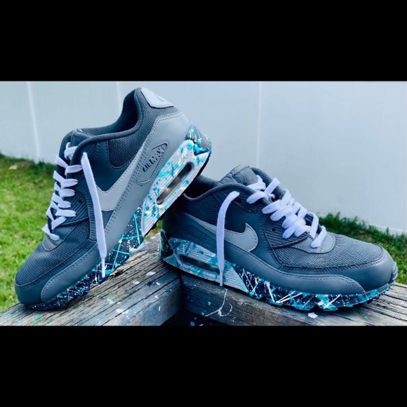 SOLD Nike Air Max 90 Retro • Men’s Shoes - Picture 3 of 8
